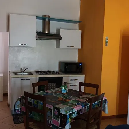 Ampio Bilocale * Palu (Verona)